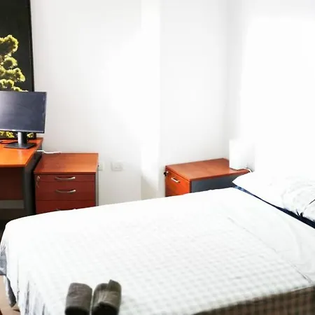 Bed & Breakfast Vivienda Vacacional Compartida *