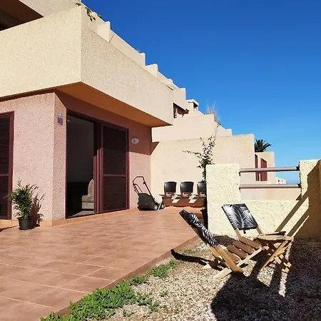 Alojamento de Acomodação e Pequeno-almoço Vivienda Vacacional Compartida *